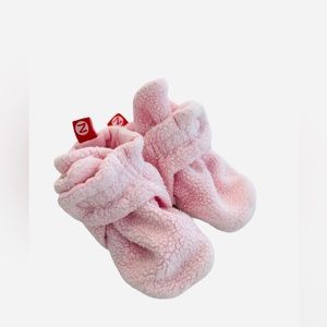 Zutano pink booties - 6 months